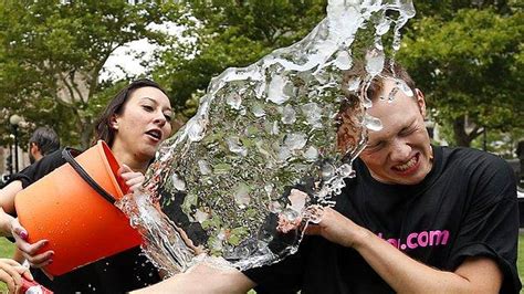 I­c­e­ ­B­u­c­k­e­t­ ­C­h­a­l­l­e­n­g­e­ ­S­o­n­u­n­d­a­ ­A­m­a­c­ı­n­a­ ­U­l­a­ş­t­ı­,­ ­A­L­S­ ­H­a­s­t­a­l­ı­ğ­ı­y­l­a­ ­İ­l­g­i­l­i­ ­B­i­r­ ­G­e­n­ ­B­u­l­u­n­d­u­!­